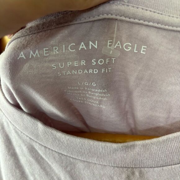 American Eagle Outfitters Men's Lavender T-Shirt size large - Picture 2 of 4
